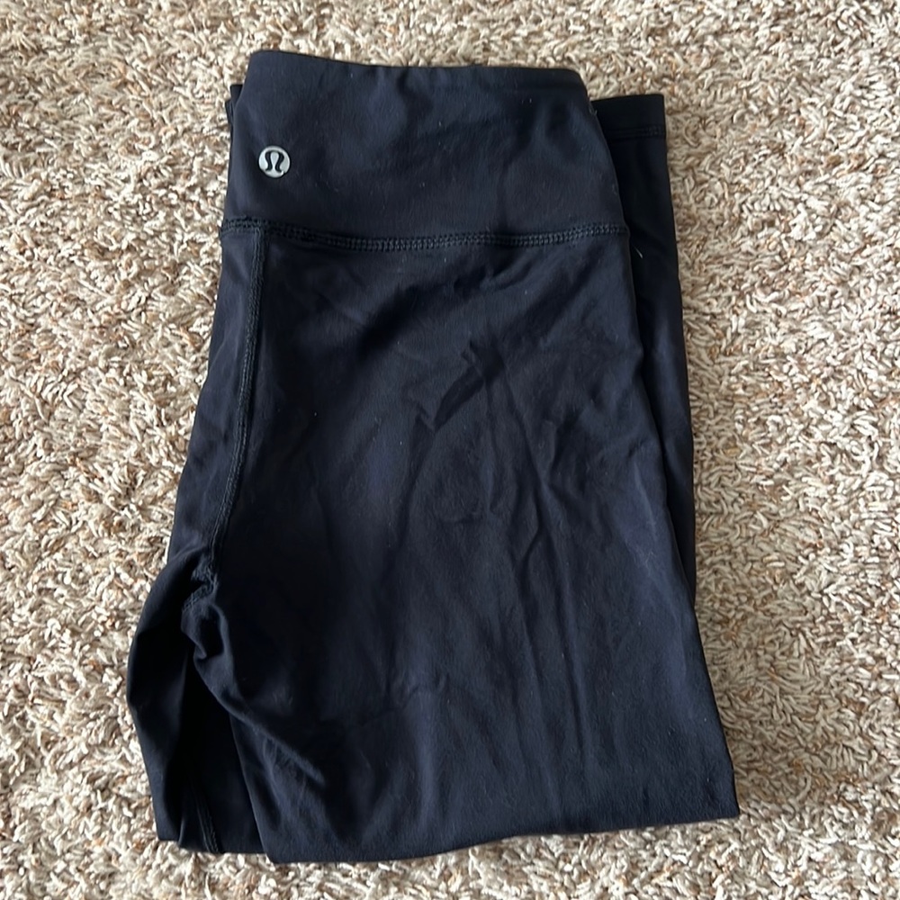 Lululemon cropped leggings size 4